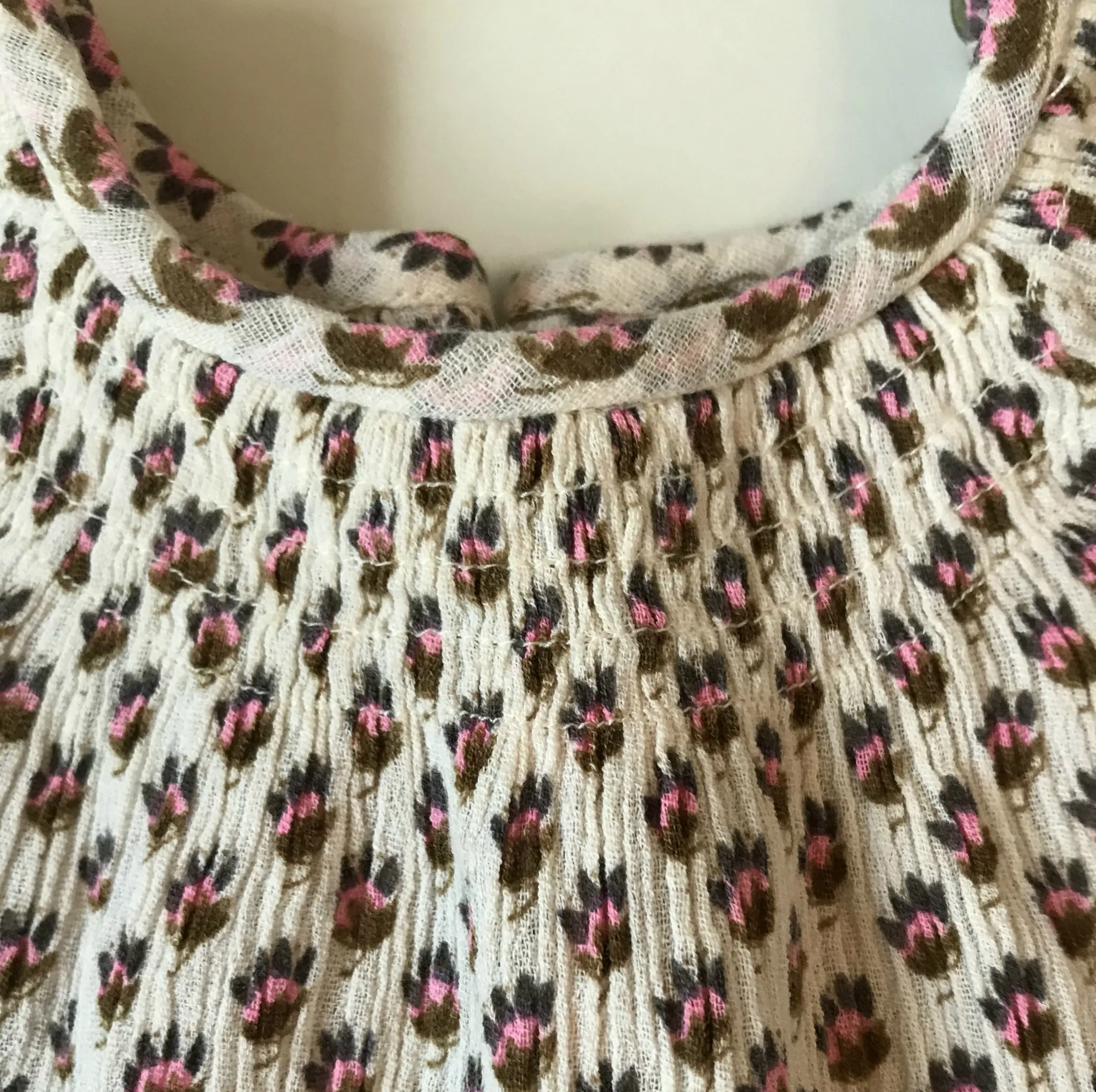 Bonpoint Liberty Print Gauzy Cotton Sleeveless Blouse With Smocking: 6 Months