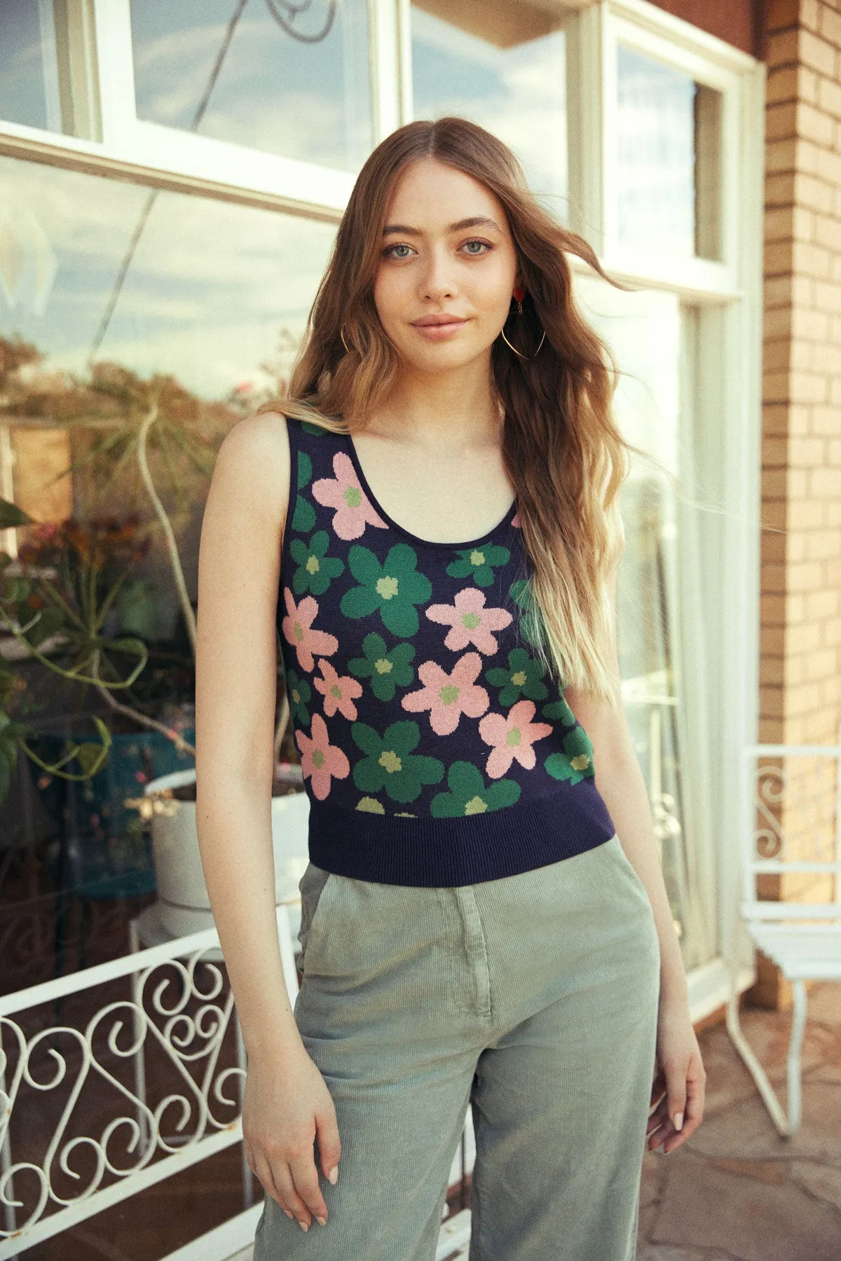 Daisy Floral Vest