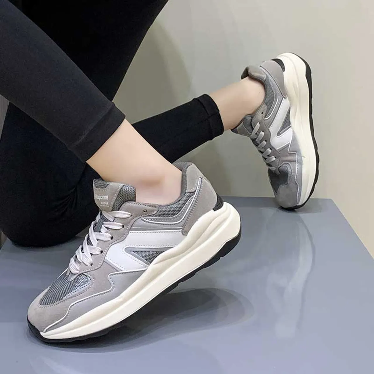 Grey label print casual shoe sneaker