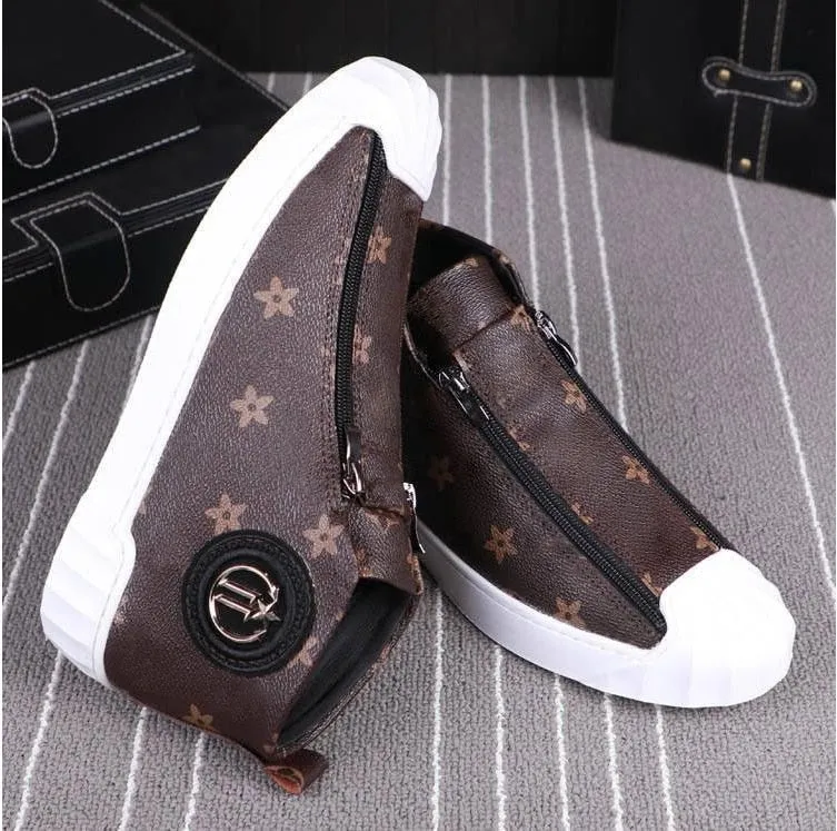 Men's Soft Solid Pattern Metal Buckle Zipper Hi-Top Slip-On Shoes