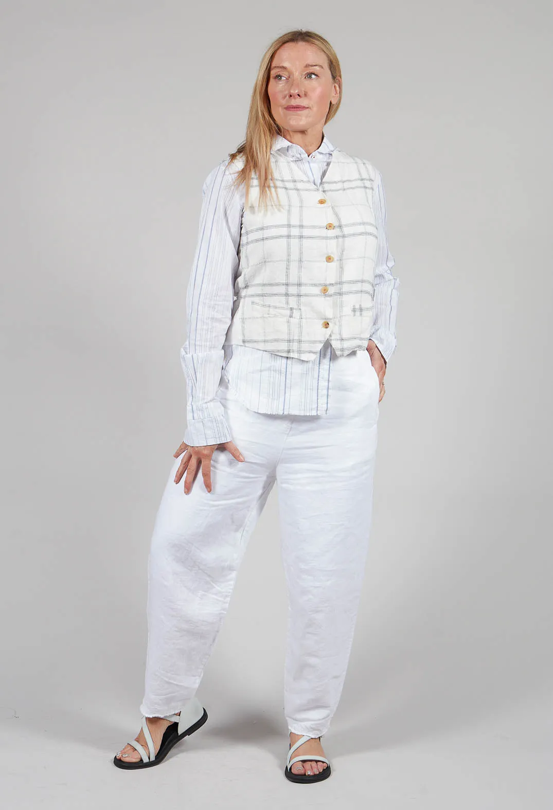 Peregrina Trousers in White