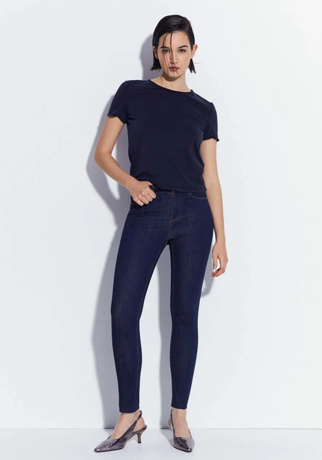 Ultra Slim High Rise Short Jeans